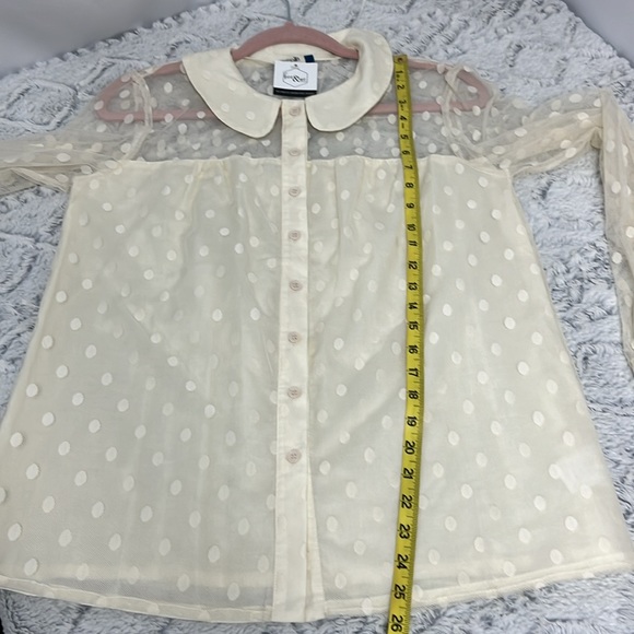 Tulip B cream Dotted Blouse with Sheer Sleeve size large - Picture 5 of 8
